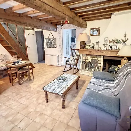 Maison De Pecheur Renovee Nyaraló