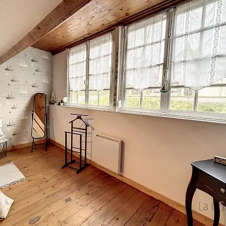 Maison De Pecheur Renovee *